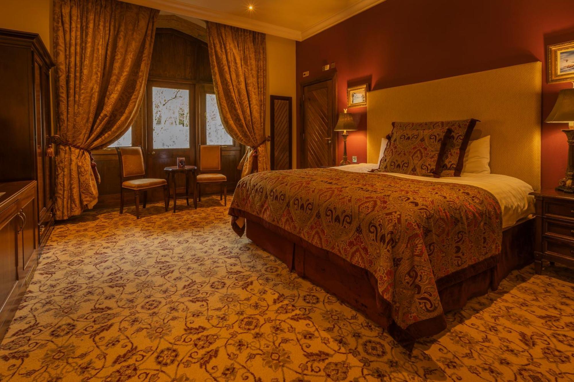 Lough Rynn Castle Hotel Mohill Екстериор снимка